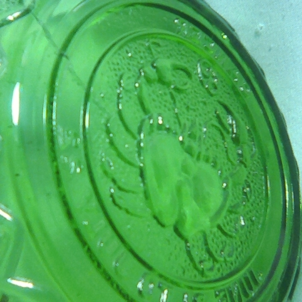 Vtg astrology themed ~Cancer~ Green Glass Bowl With Crab & Dates Zodiac Dish - Picture 10 of 13